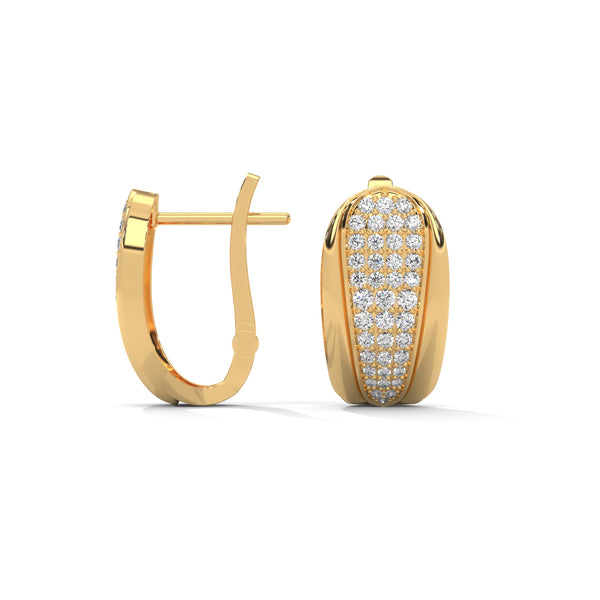Bold yet graceful, these yellow gold huggie earrings feature a stunning tapered pavé diamond pattern for a refined sparkle.