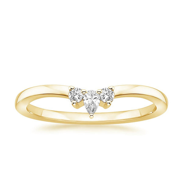 “Radiate timeless elegance with this dazzling diamond ring, crafted in luxurious yellow gold for brilliant sparkle, modern beauty, and unforgettable style.”