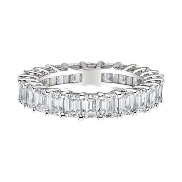 “Luxurious emerald-cut diamond eternity band in radiant yellow gold, delivering bold brilliance, timeless elegance, and unmatched sparkle for unforgettable everyday sophistication.”