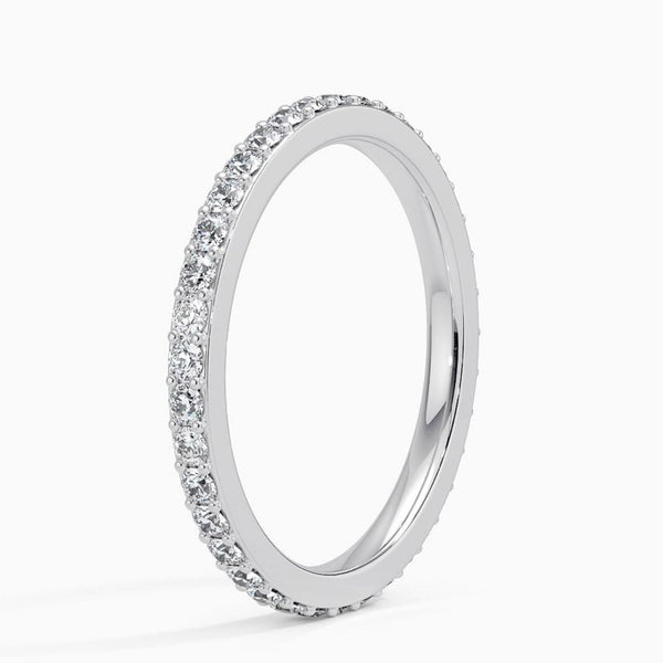 “Elegant diamond pavé wedding band delivering brilliant sparkle, timeless design and superior craftsmanship for women seeking luxury, durability and everyday sophistication.”
