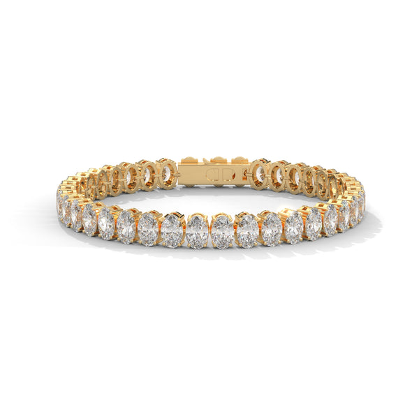 This graceful bangle bracelet features 36 round-shaped diamonds, totaling 0.76 carats, offering a subtle yet sophisticated touch of brilliance. Its 7-inch length ensures a comfortable and perfect fit.