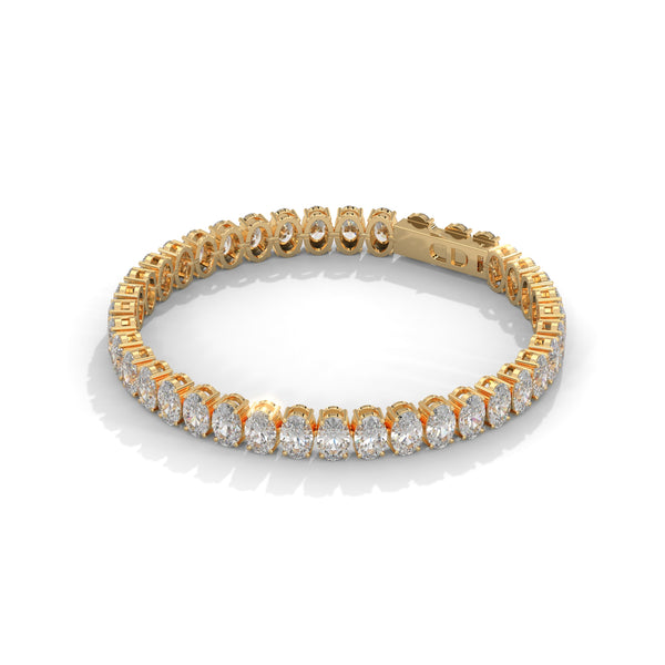 This graceful bangle bracelet features 36 round-shaped diamonds, totaling 0.76 carats, offering a subtle yet sophisticated touch of brilliance. Its 7-inch length ensures a comfortable and perfect fit.