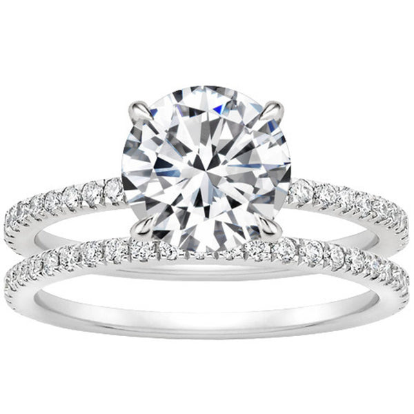 “Round timeless elegance with this yellow gold diamond ring, crafted for brilliance, luxury, and unforgettable moments of true love.”