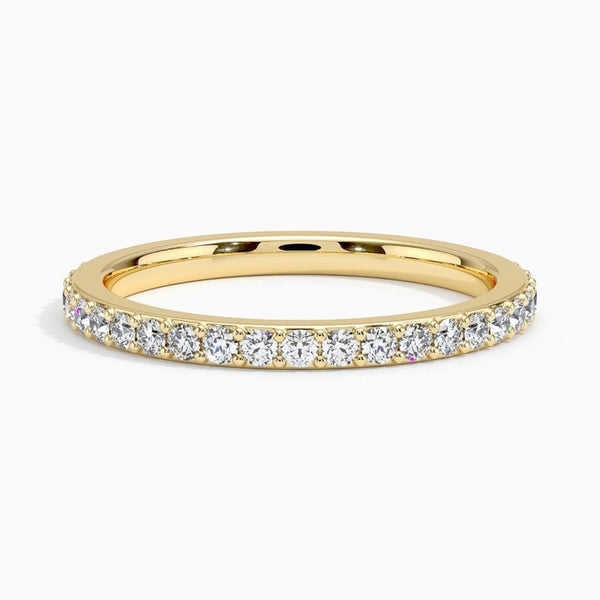 “Elegant diamond pavé wedding band delivering brilliant sparkle, timeless design and superior craftsmanship for women seeking luxury, durability and everyday sophistication.”